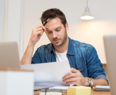 Le lieu de naissance a-t-il sa place sur un CV ?